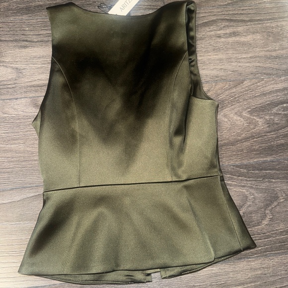 NEW WITH TAGS Ten by Aritzia XS Olive Green Corset Sleeveless Top - Picture 4 of 7